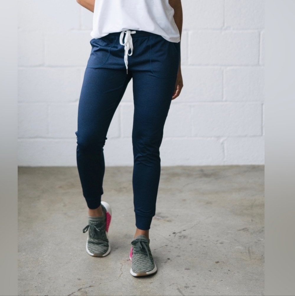Zyia Navy Cozy Joggers